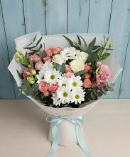 Букет цветов из:  Розы, Лизиантусы и Хризантемы в Волоколамске