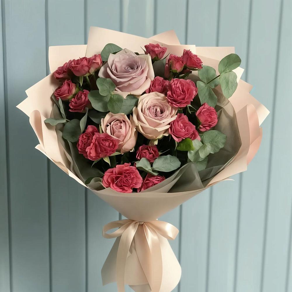 Букет цветов из: Гвоздики и Розы в Волоколамске