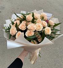 Букет Кремовые розы Латте в Волоколамске