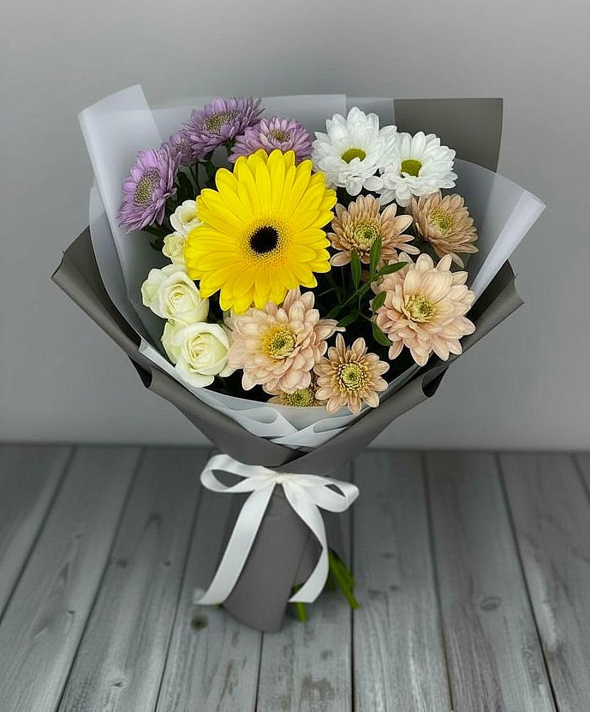 Букет цветов из: Розы, Герберы и Хризантемы в Волоколамске