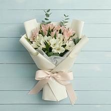 Букет цветов из:  Альстромерии в Волоколамске