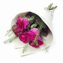 Букет цветов из:  Розы в Волоколамске