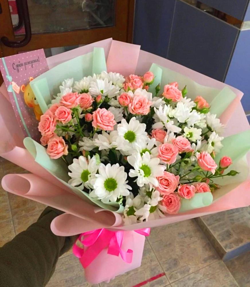 Букет цветов из: Розы и Хризантемы в Волоколамске