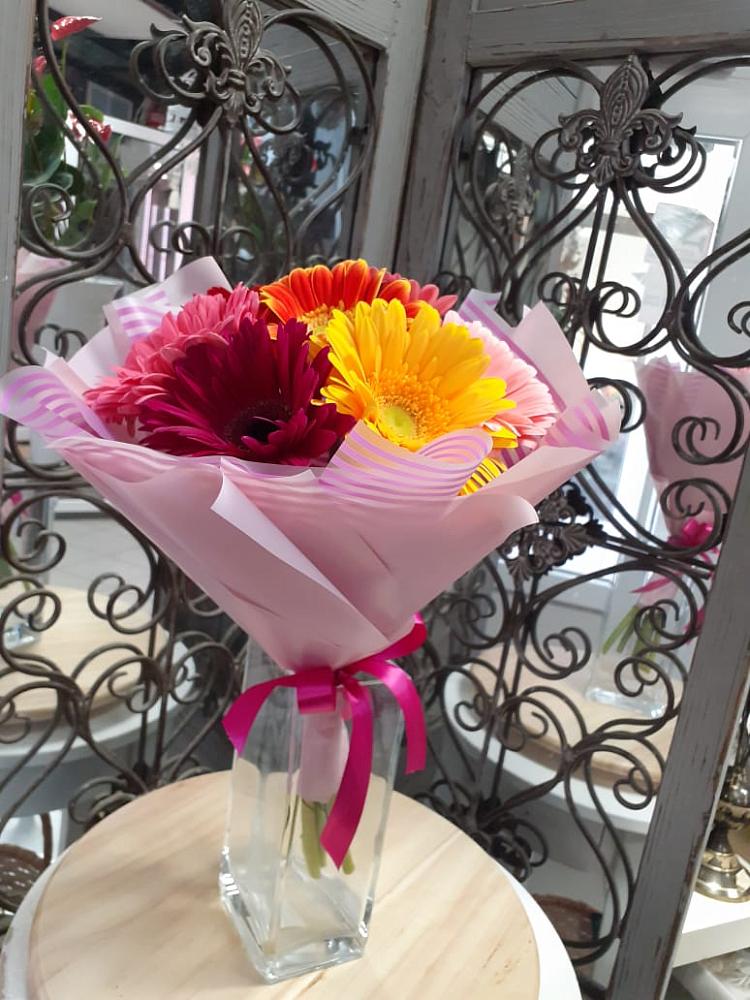 Букет цветов из: Герберы в Волоколамске