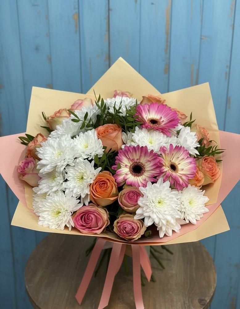 Букет цветов из: Розы, Герберы и Хризантемы в Волоколамске