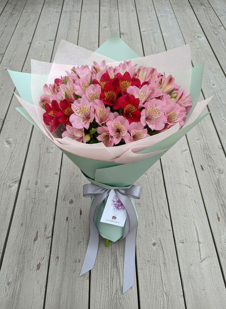 Букет цветов из: Альстромерии в Волоколамске