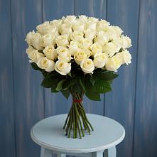 Букет 51 Белая роза Эдлесс Лав в Волоколамске