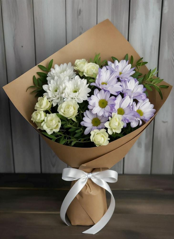 Букет цветов из: Хризантемы и Розы в Волоколамске